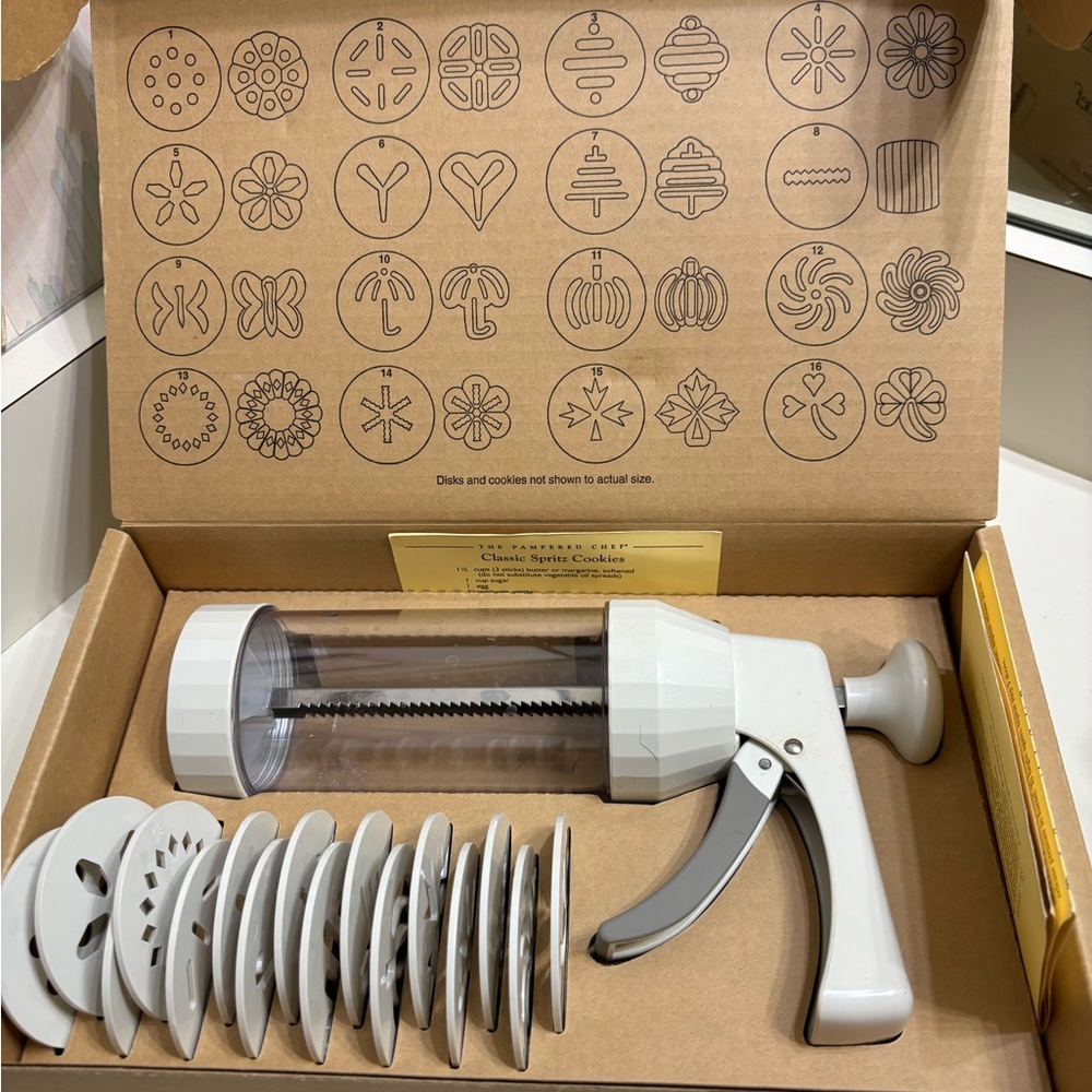 Pampered Chef Cookie Press - White and Gray